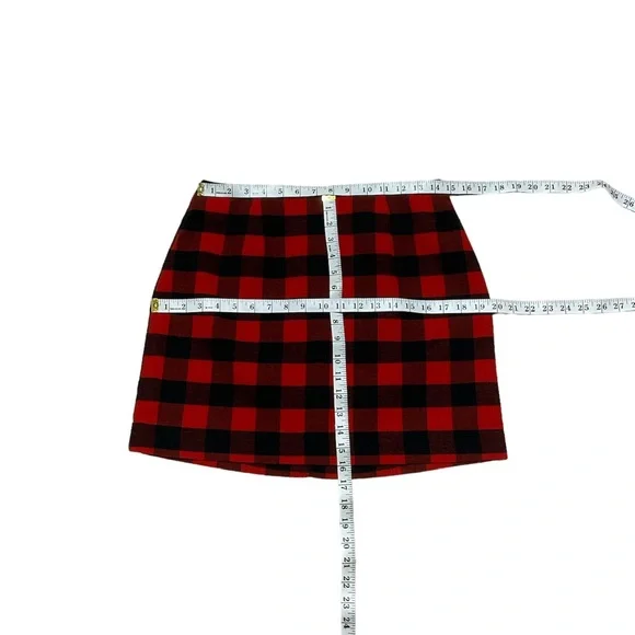Old Navy Buffalo Plaid Mini Skirt Womens 2 Red Black Buffalo Check Casual A Line - Picture 2 of 10